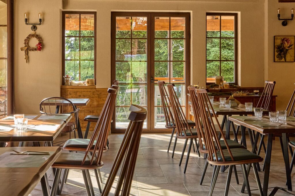 ntopios estiatorio kafe9
